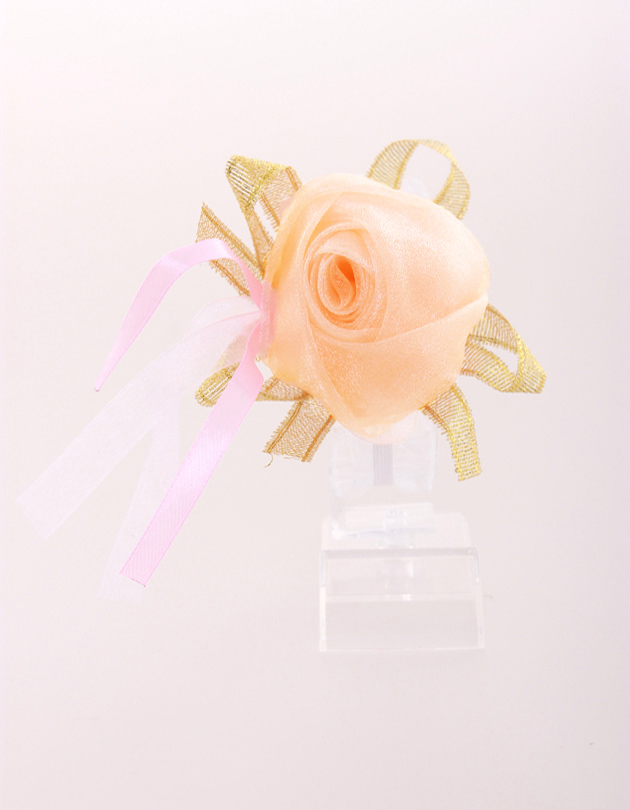 Eden Bridesmaid Corsage in Apricot